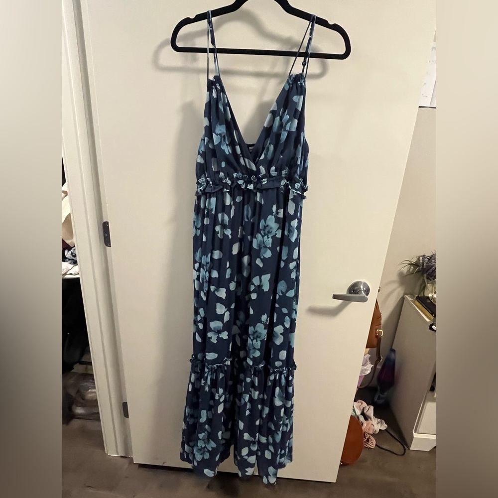 ❤️‍🔥BOGO FREE Abercrombie & Fitch Bra Free Blue Floal Flowy Maxi Dress Ruffle XL